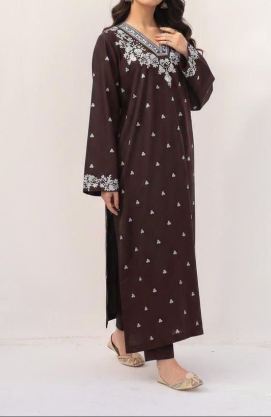 2-Piece Embroidered Suit