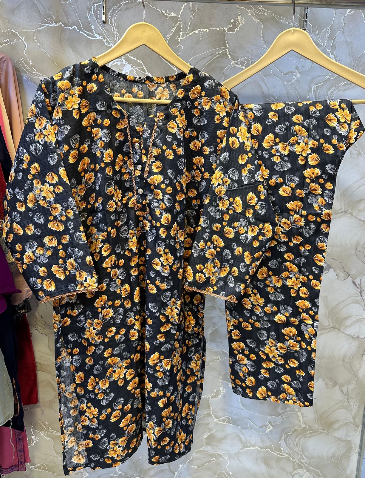 2-Piece Printed Suit