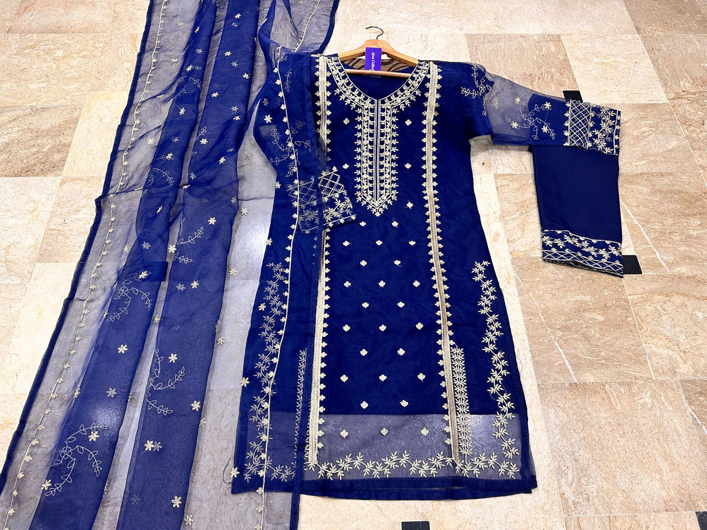3Pcs Heavy Embroidered Suit
