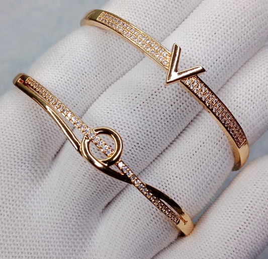 Zircon openable Bracelets