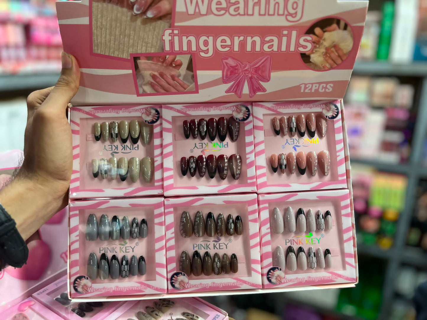 Cat Eye Nails
