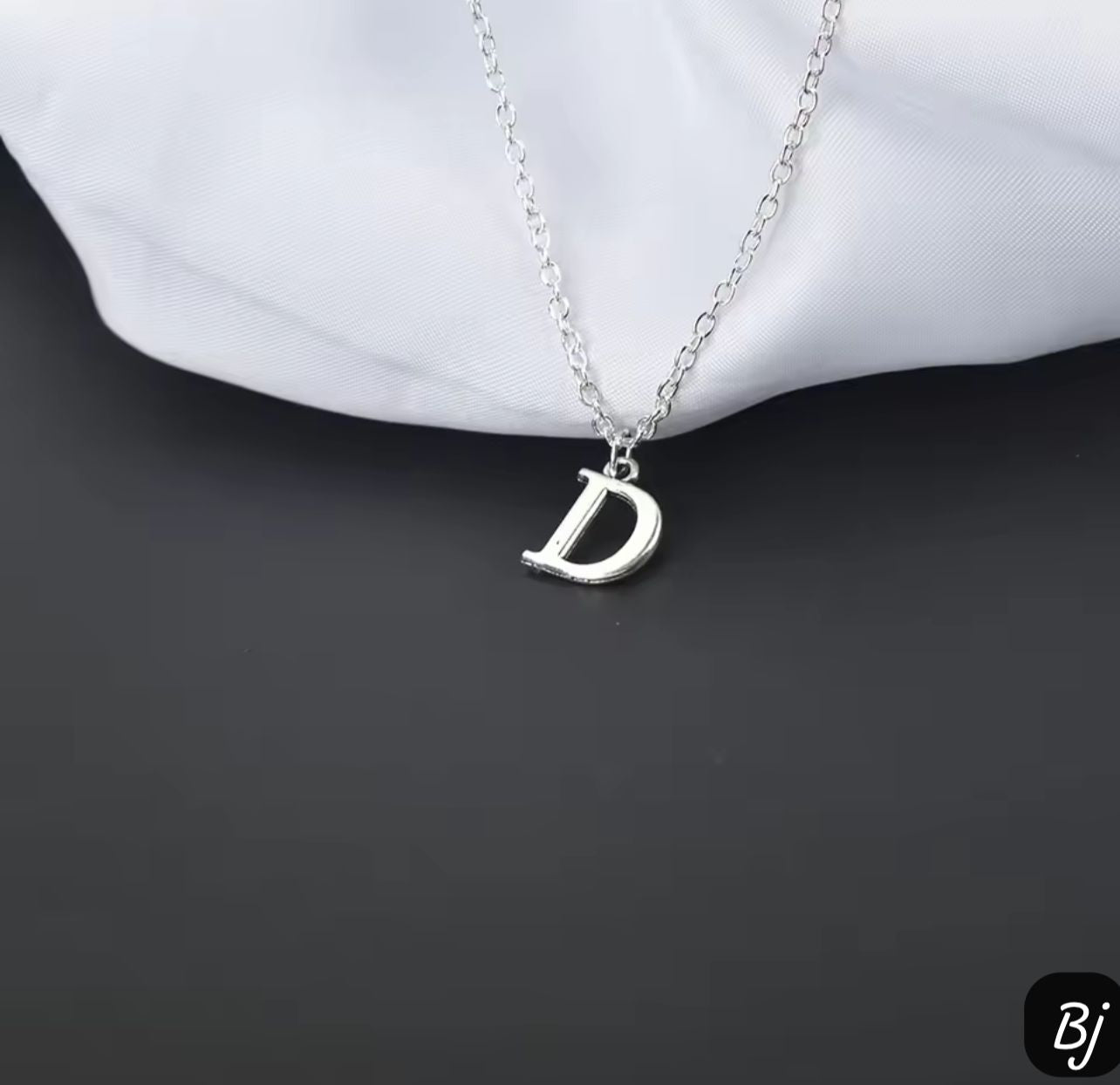 Customize Locket
