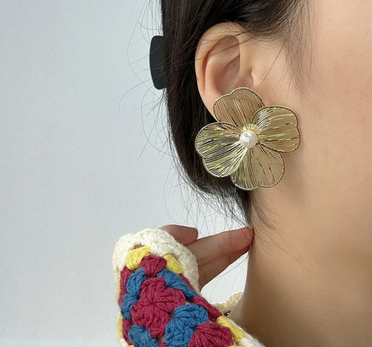 Flower Ear Tops