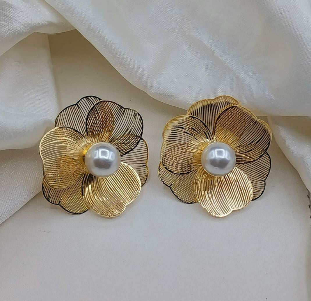 Flower Ear Tops