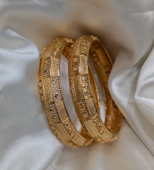 Gold Plated Two Piece Bangle Set