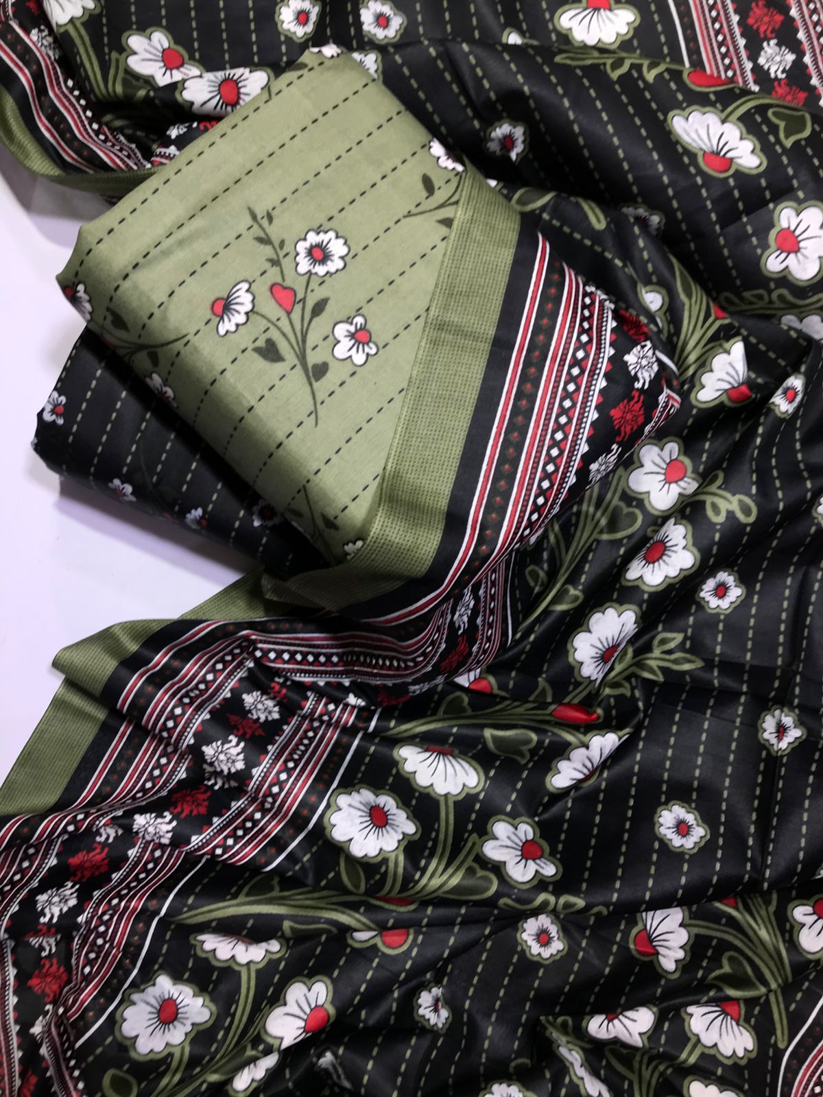 3 Piece Lawn Suit