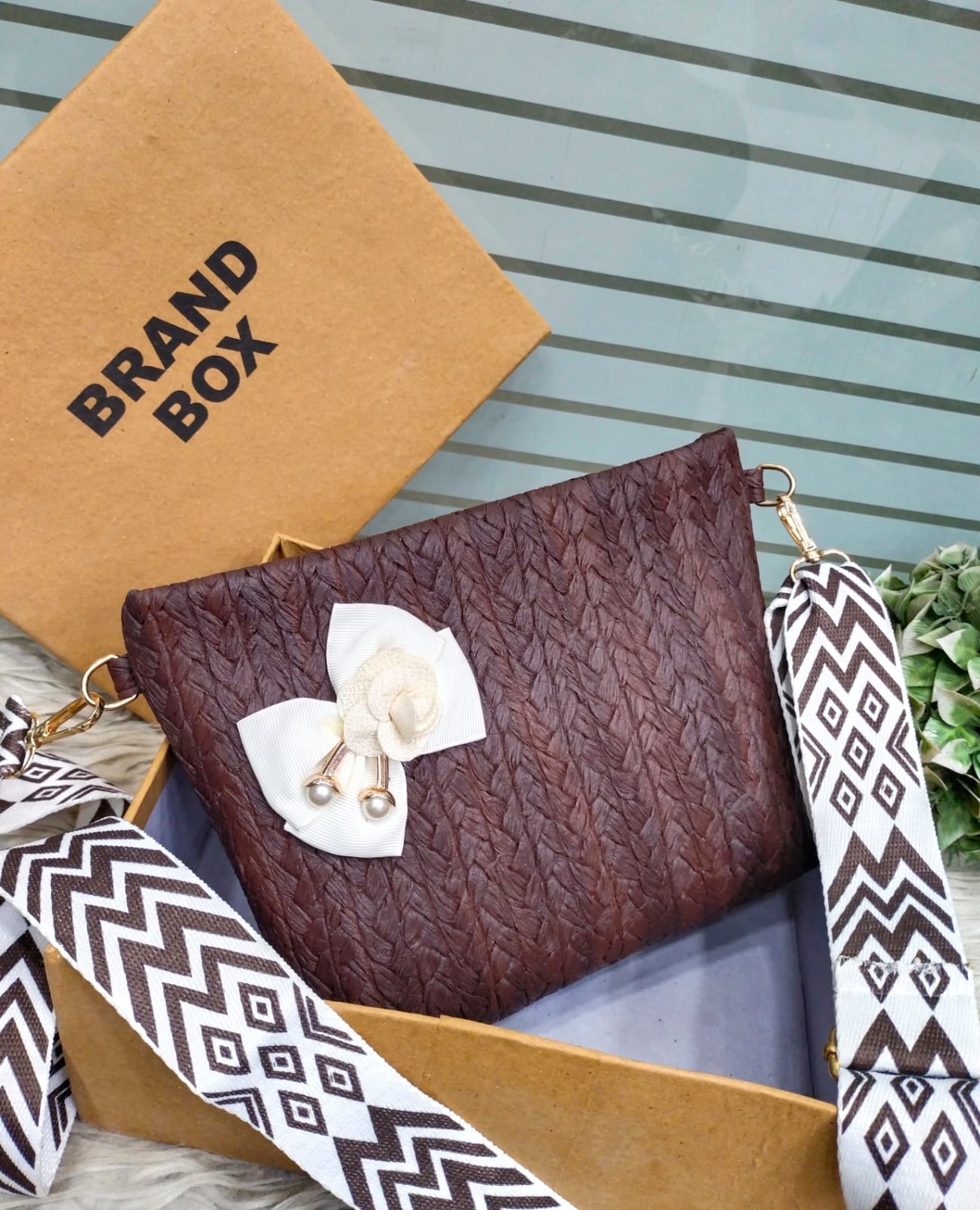 Hand Clutch-Crossbody