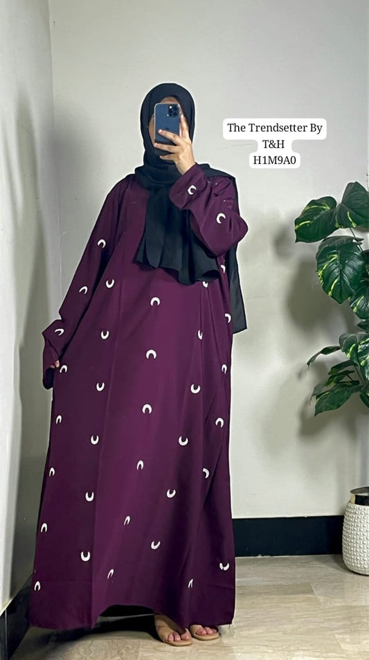 Moon Embroidered Abaya