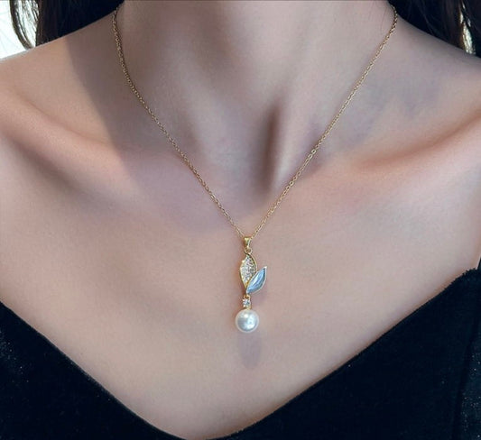Pearl Locket Chain