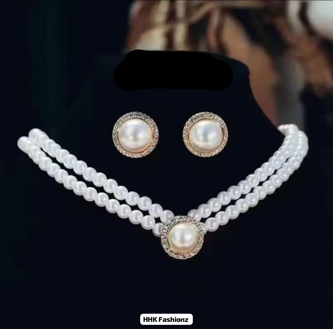 Pearl Necklace Set