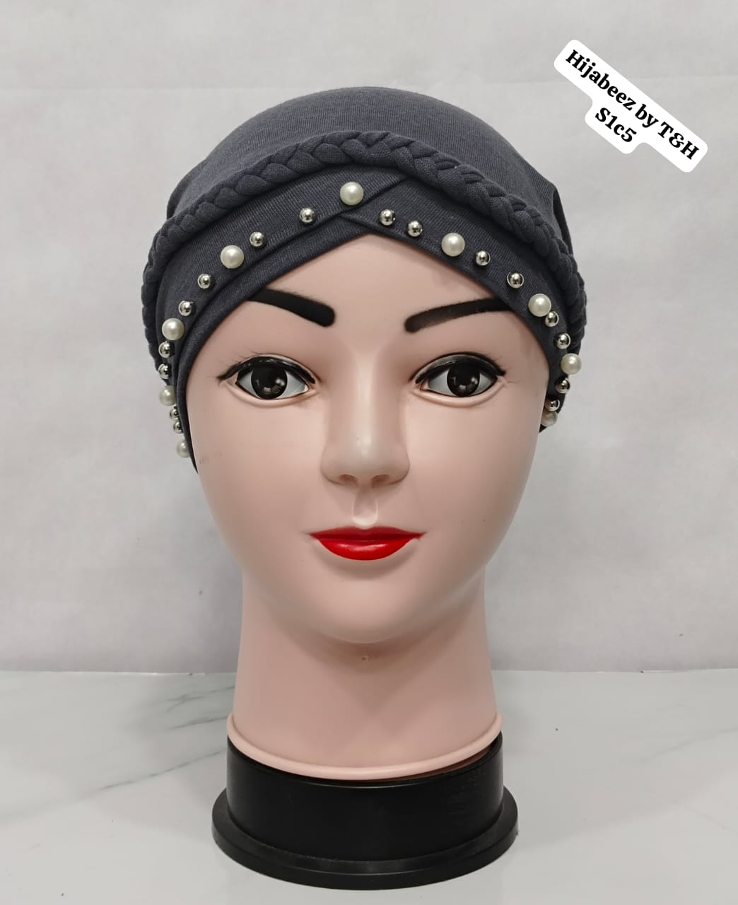 Pearls cap