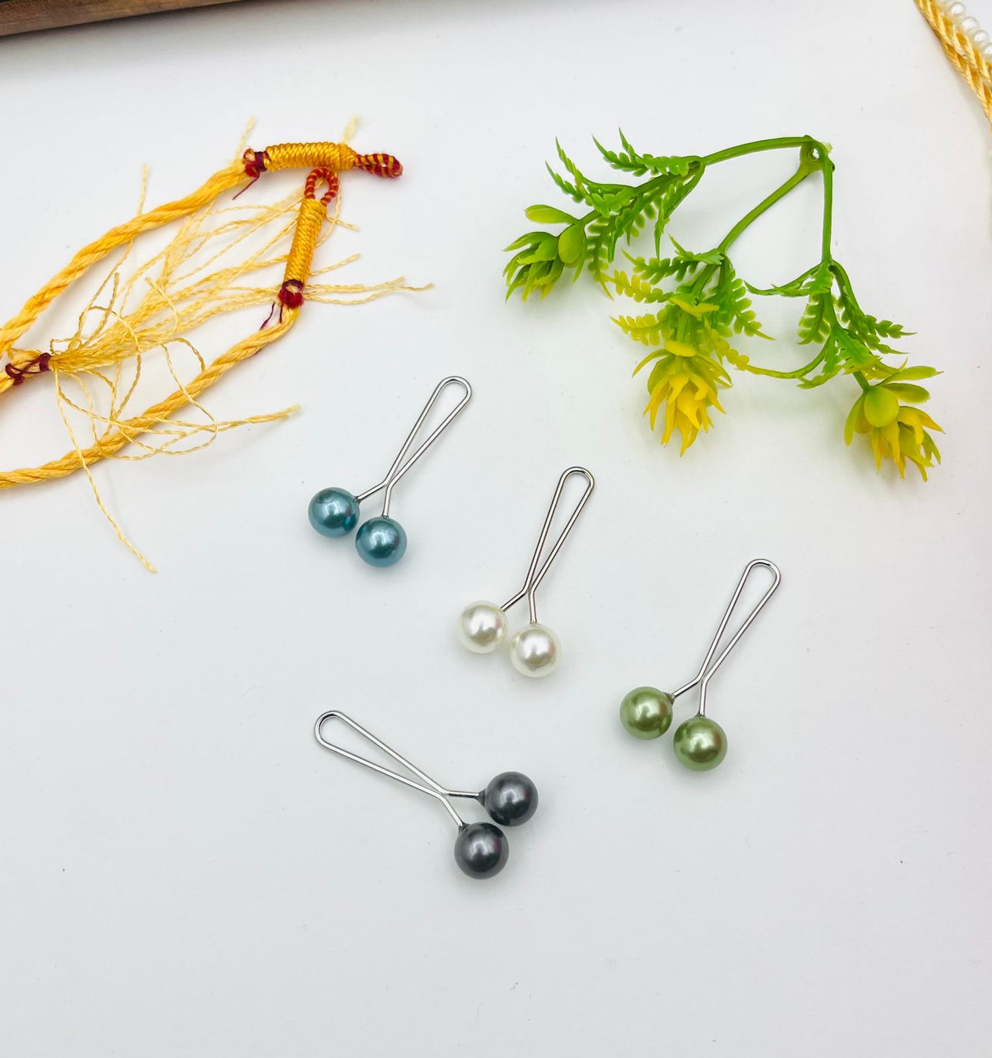 Pearls Hijab Pin