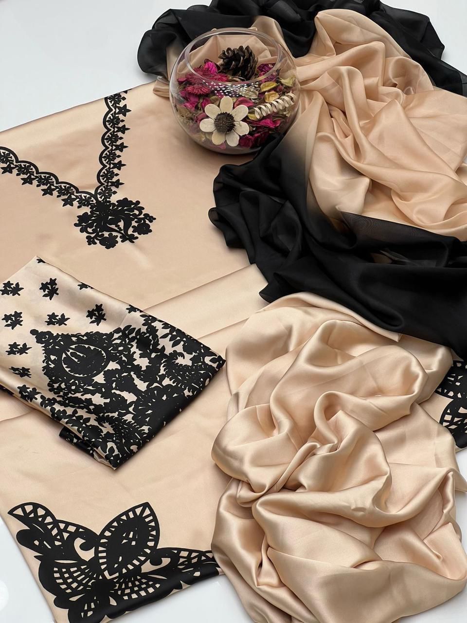 Un-stitched Floral Print