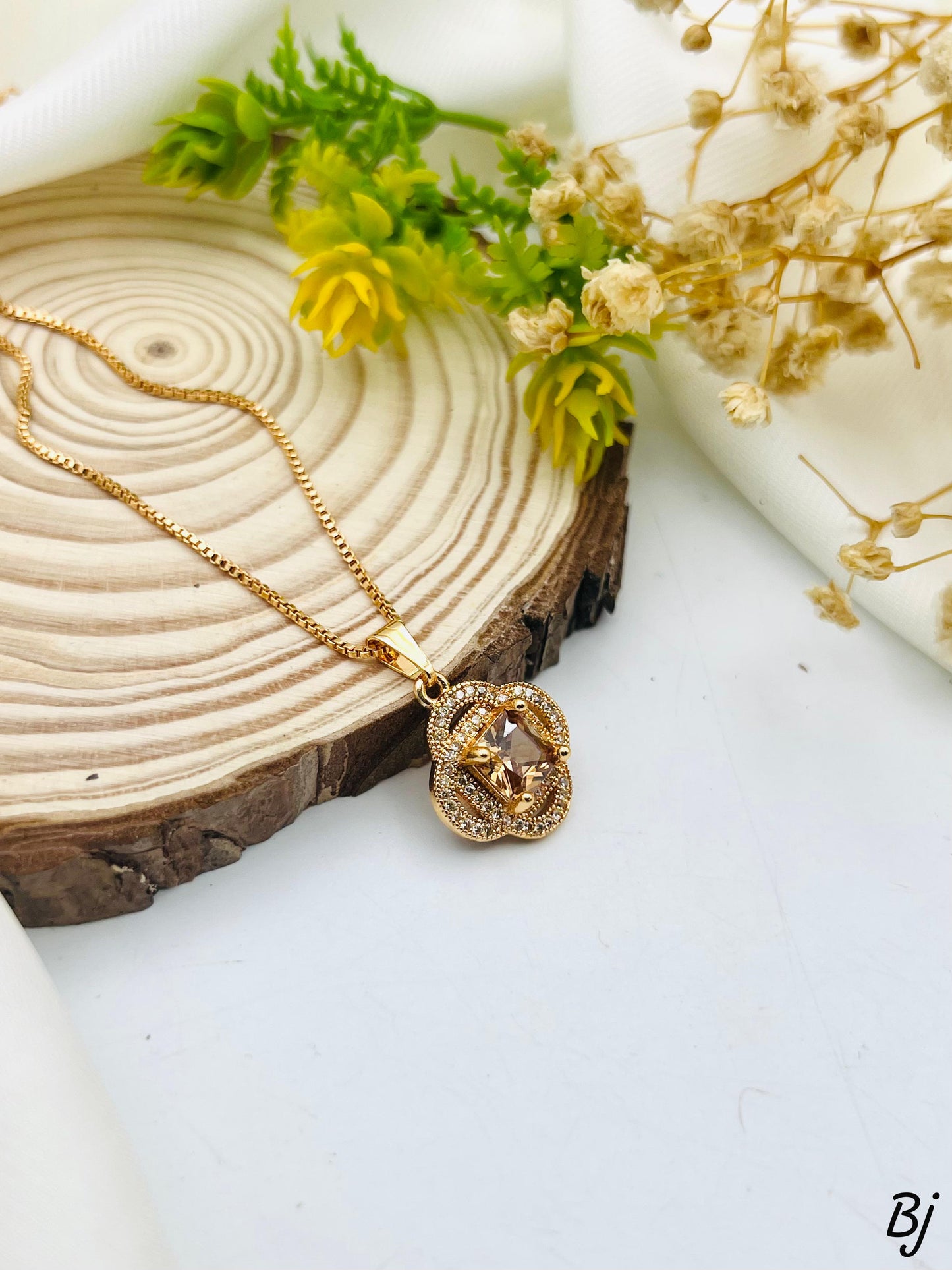 Zircon Pendant