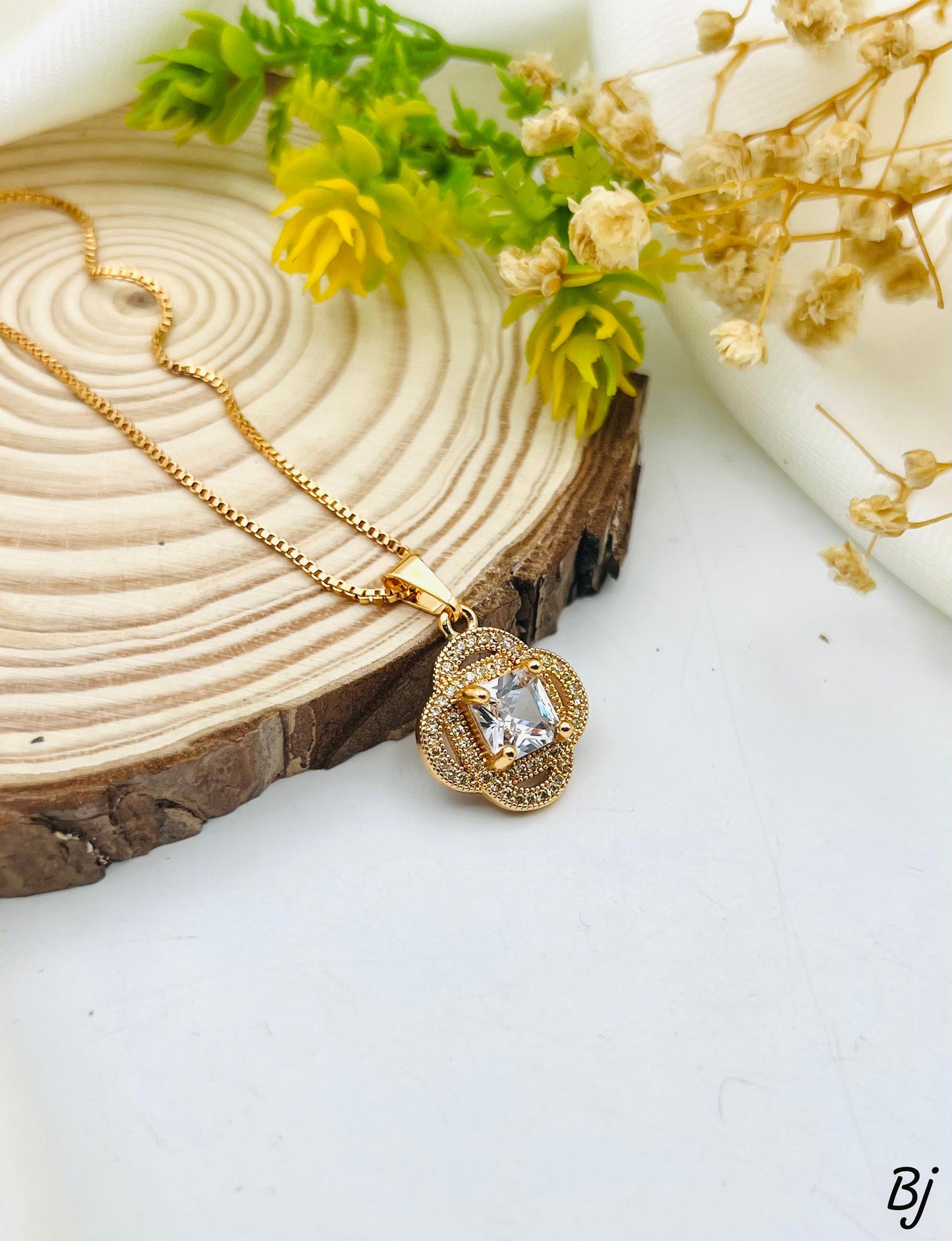 Zircon Pendant