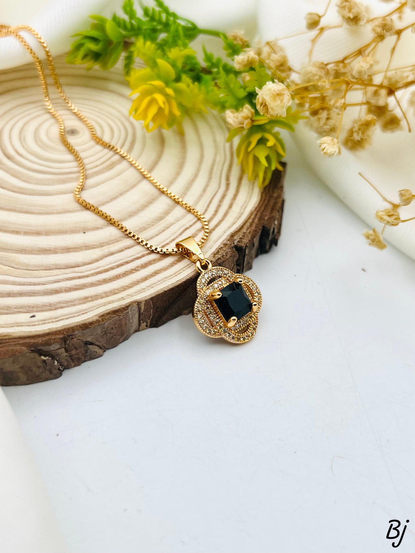 Zircon Pendant