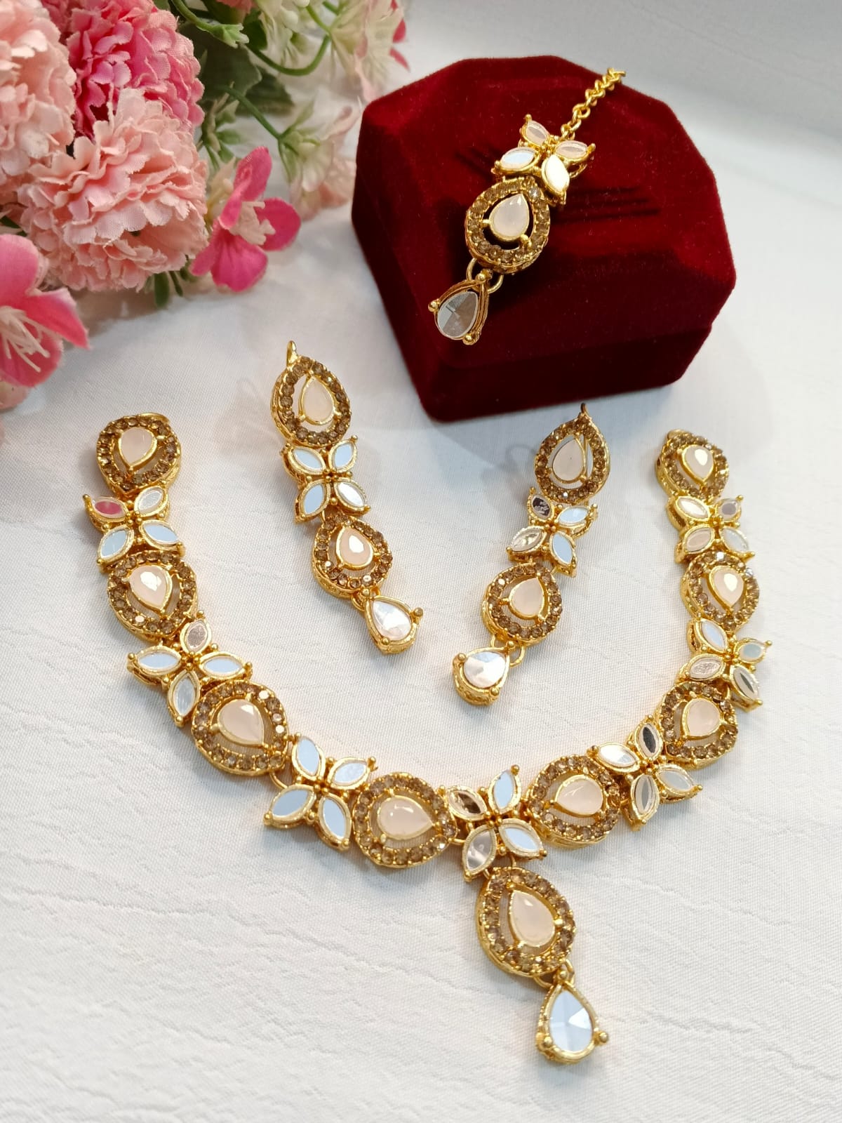 Zircon Set