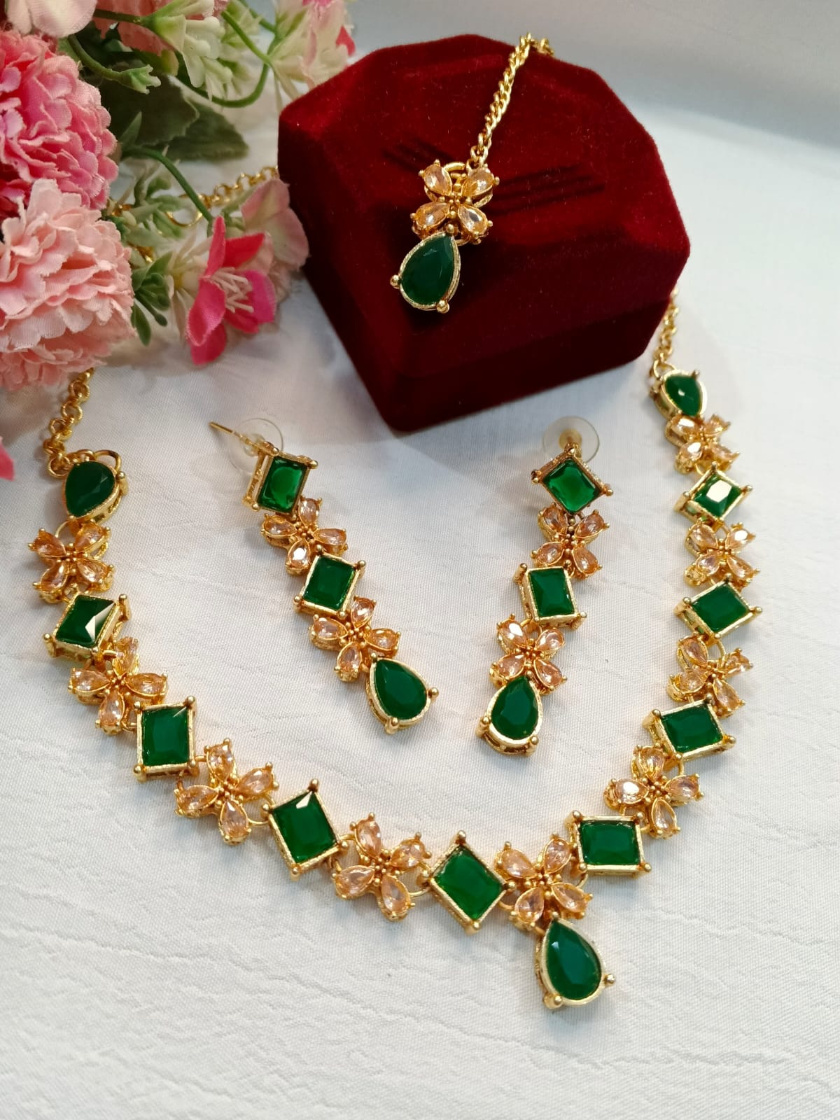 Zircon Set
