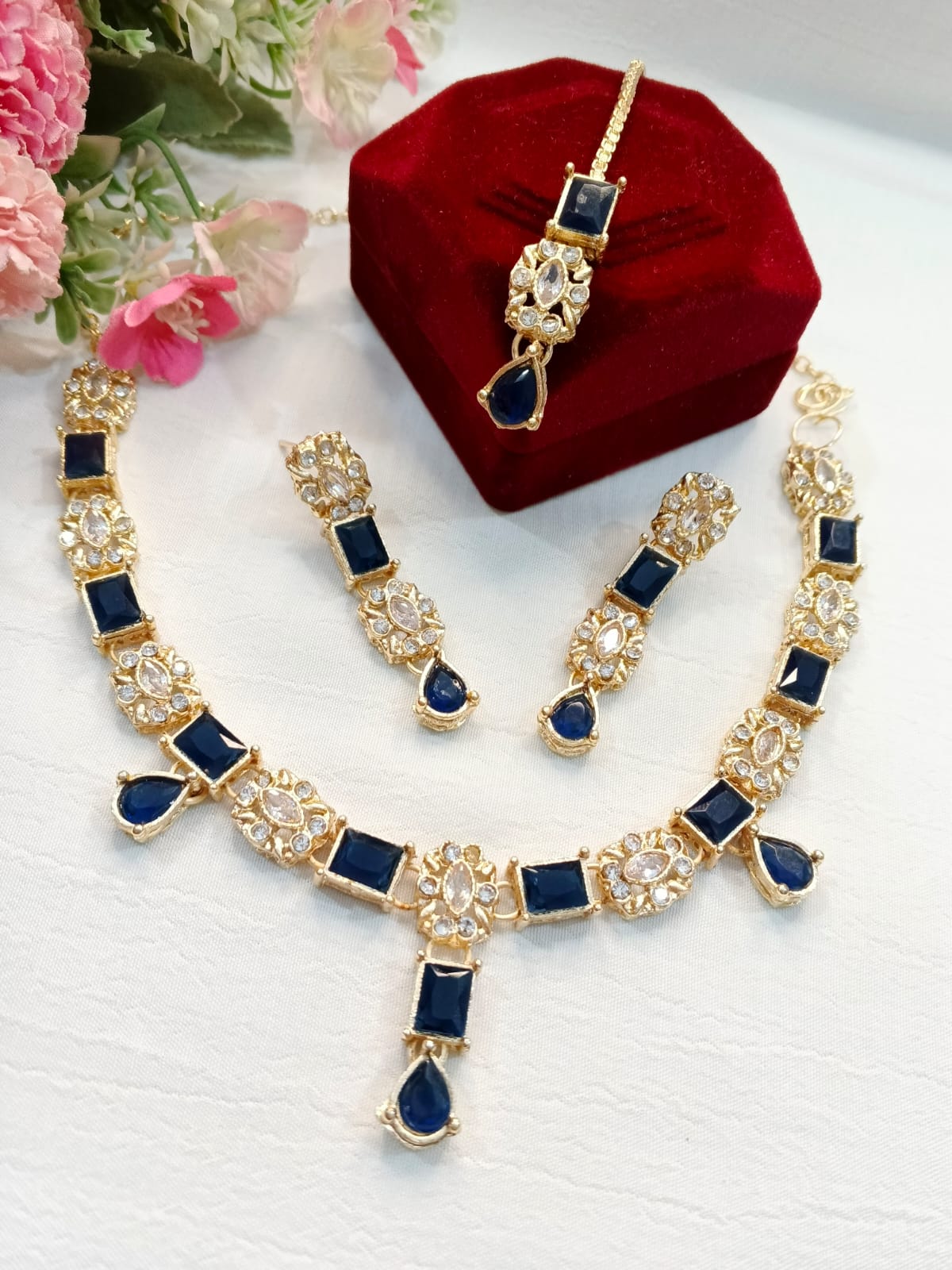 Zircon Set