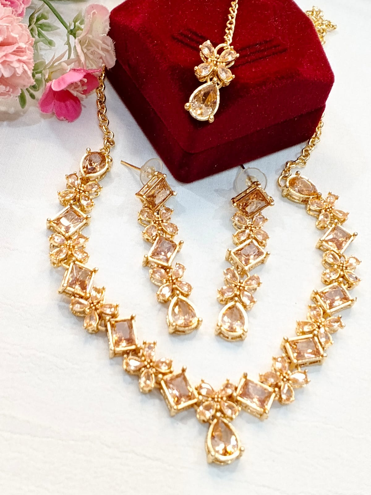 Zircon Set