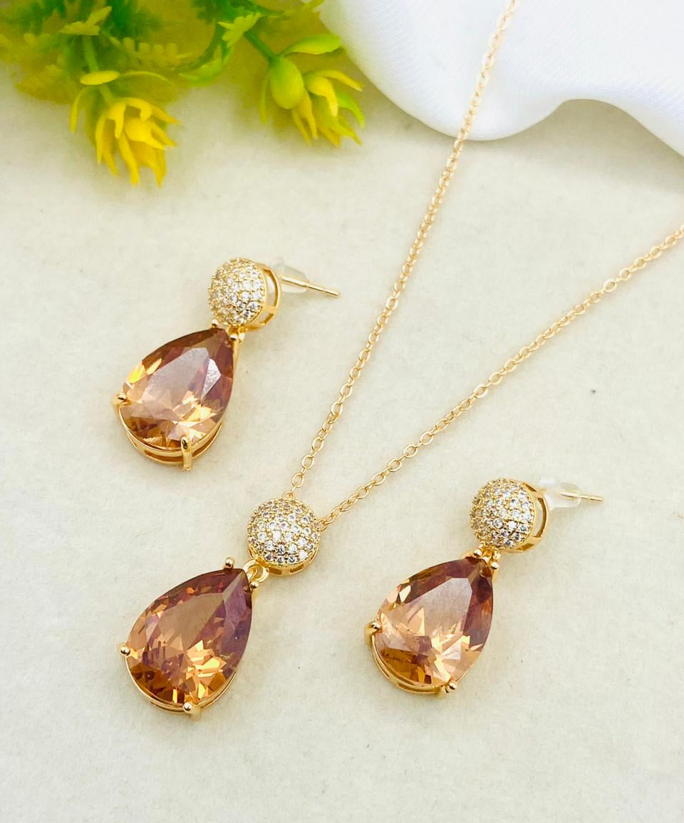 Zircon Work Locket Set