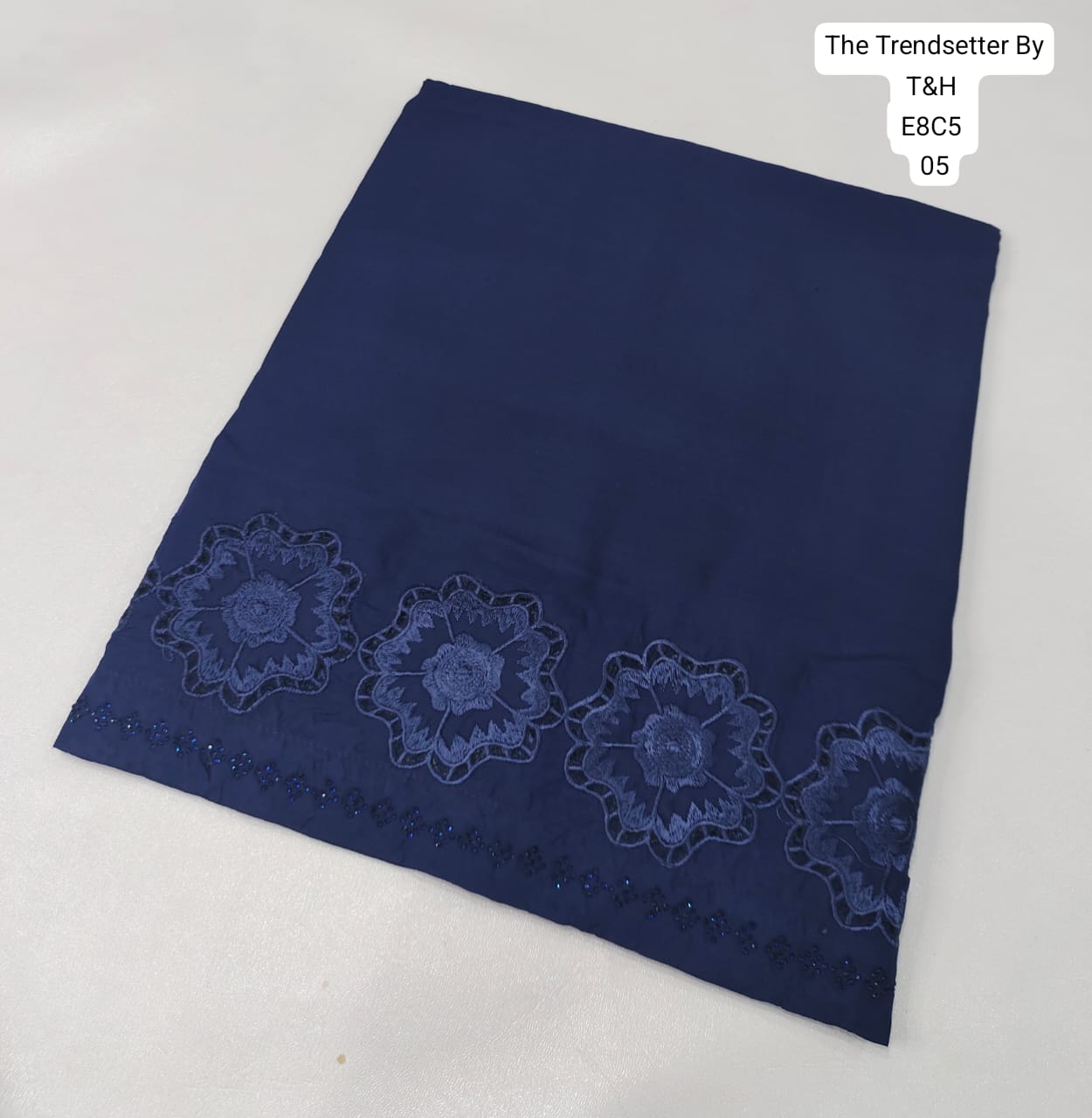 EMBROIDERY CHADDAR