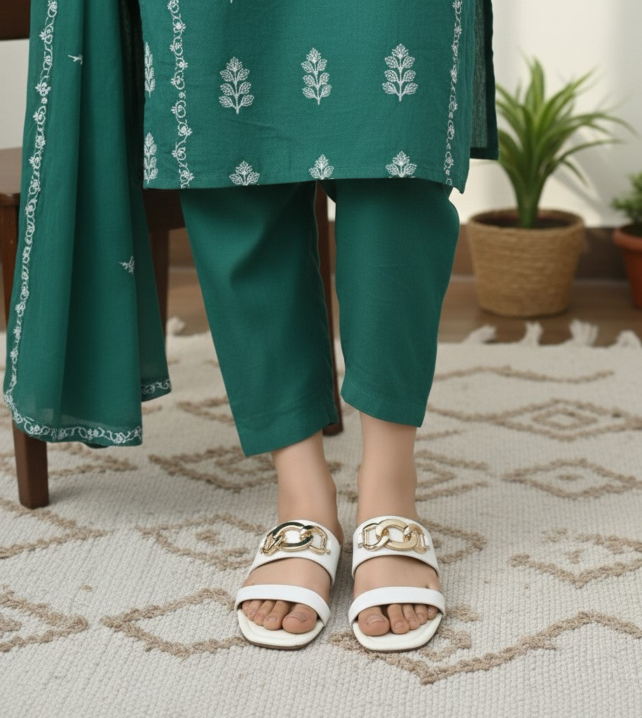 Diva Chain Flats