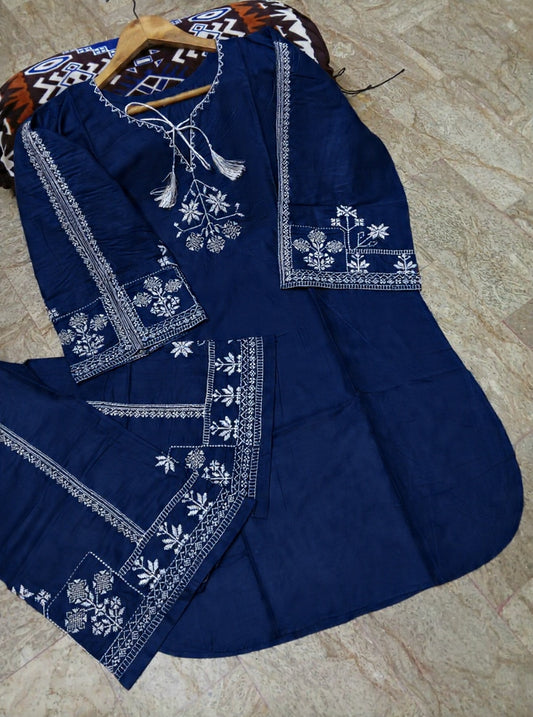 2-Piece Embroidered Suit