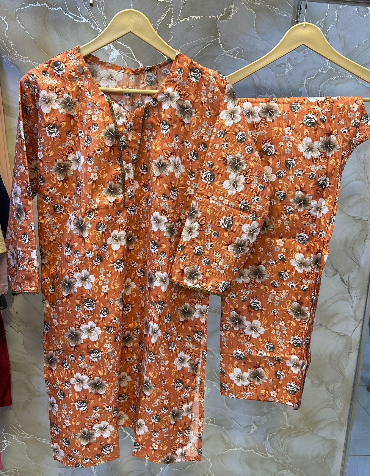 2-Piece Printed Suit