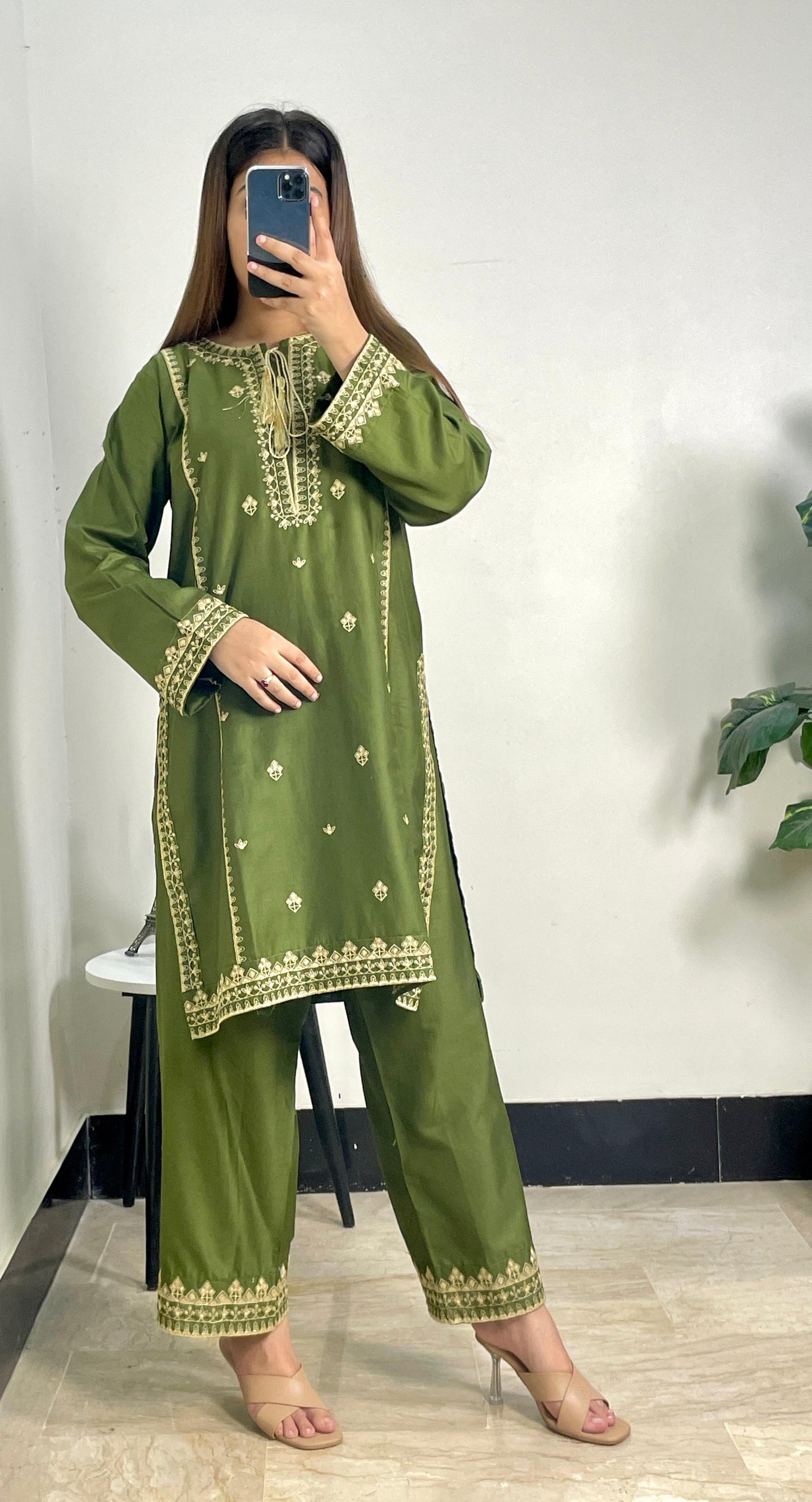 2-Piece Suit