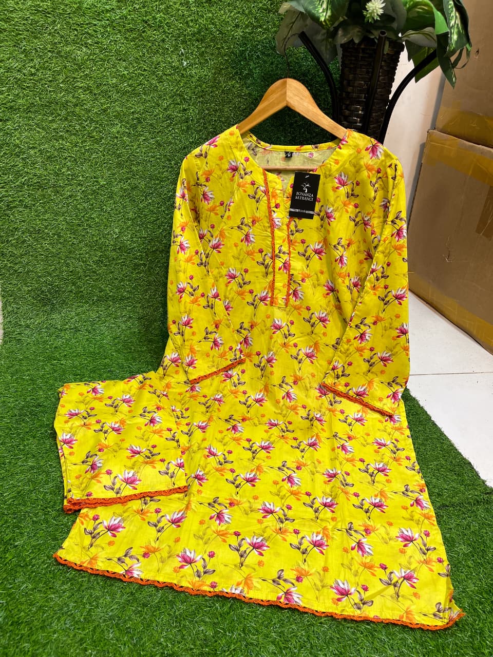 2Pc Printed Lawn Suit
