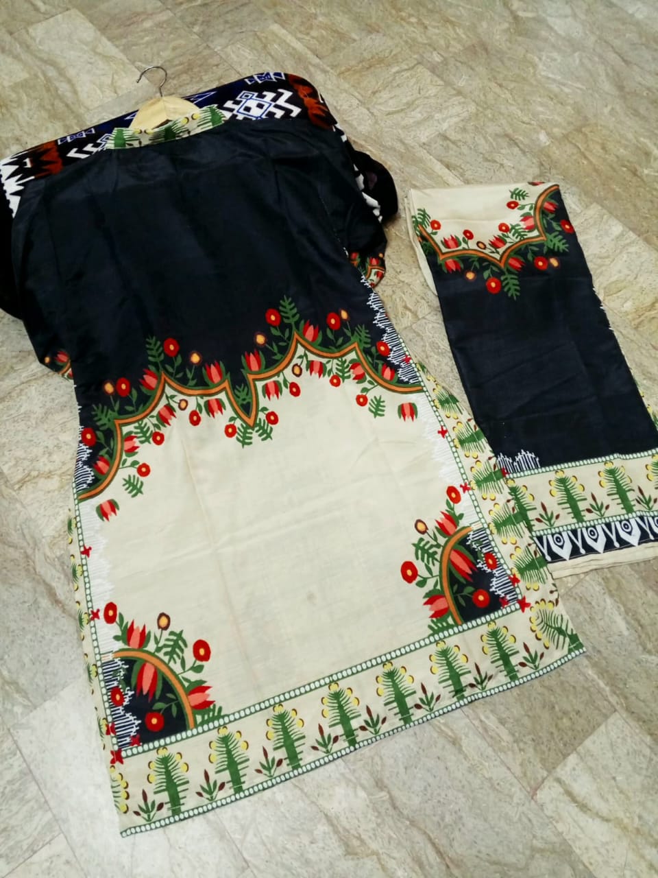 2Pcs Printed Cord Set
