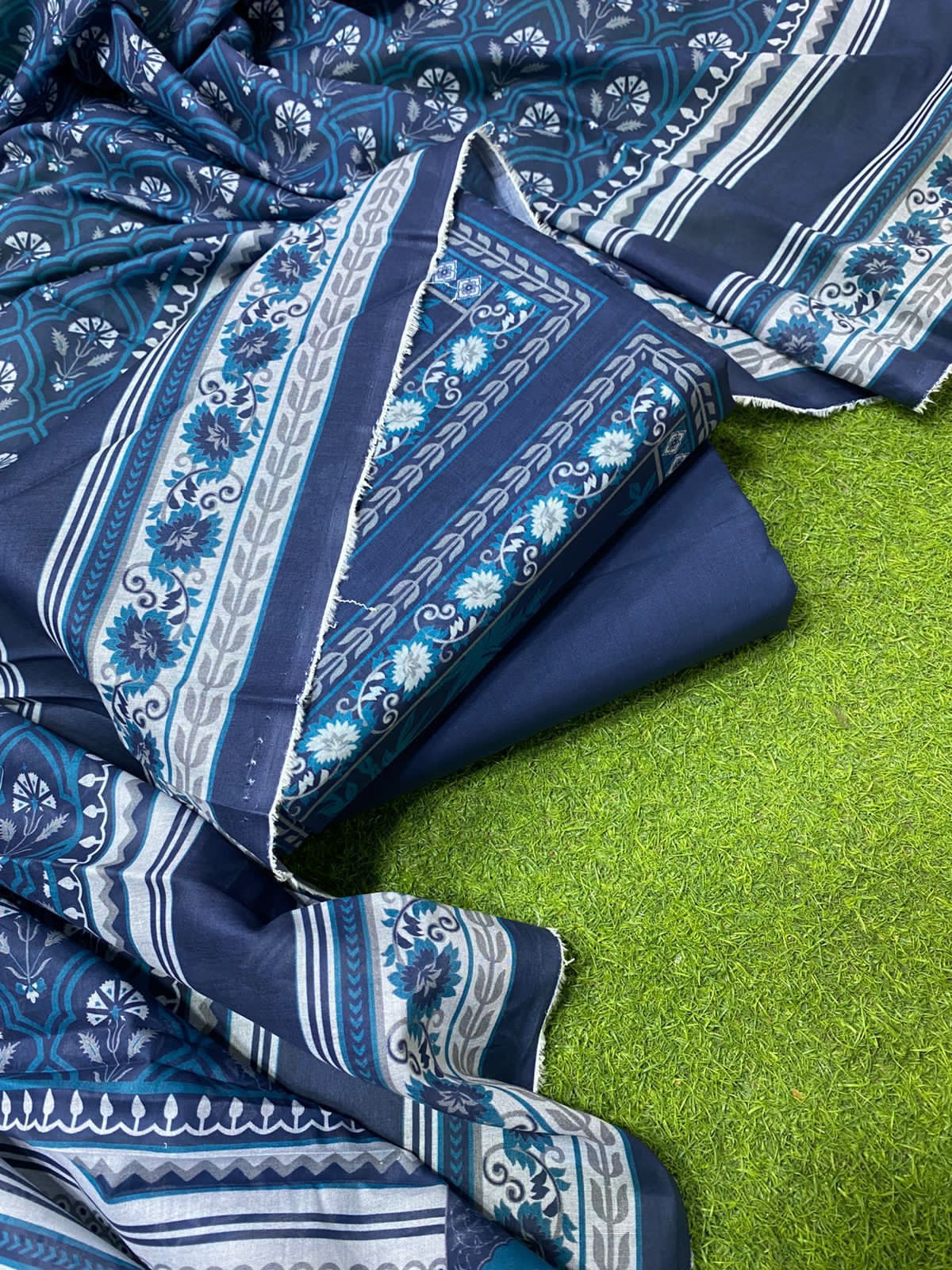3-Piece Unstitched Suit