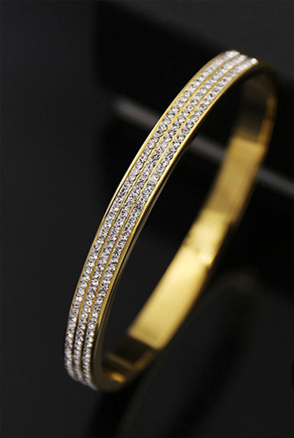 3 Lines Zircon Handcuff