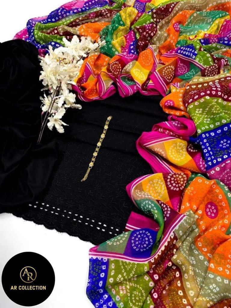 3Pcs Embroidered Suit