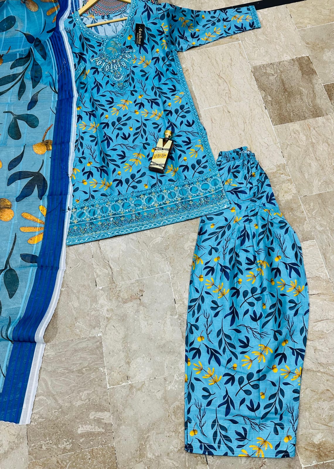 3Pcs Floral Collection