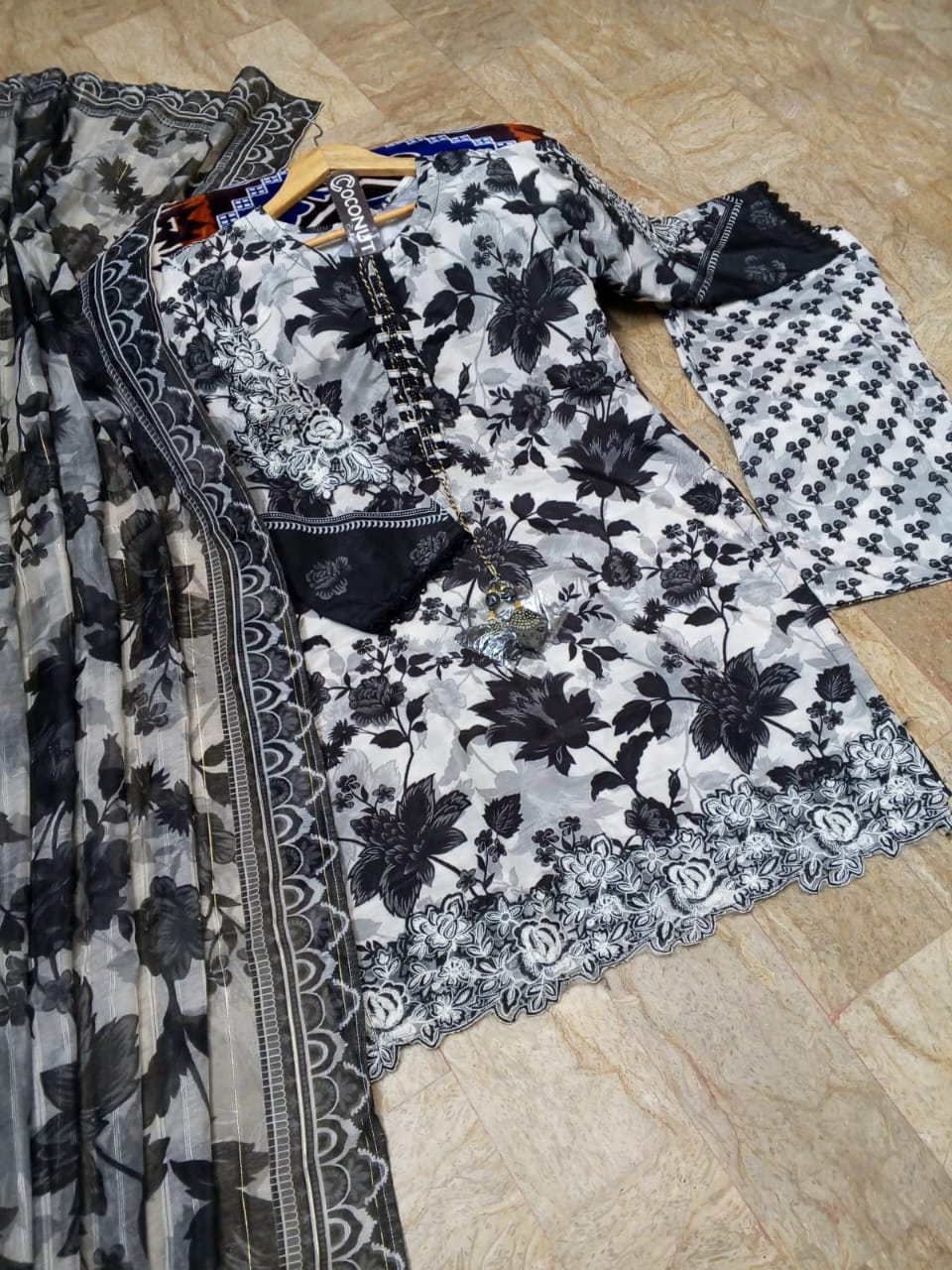 3Pcs Handwork Suit