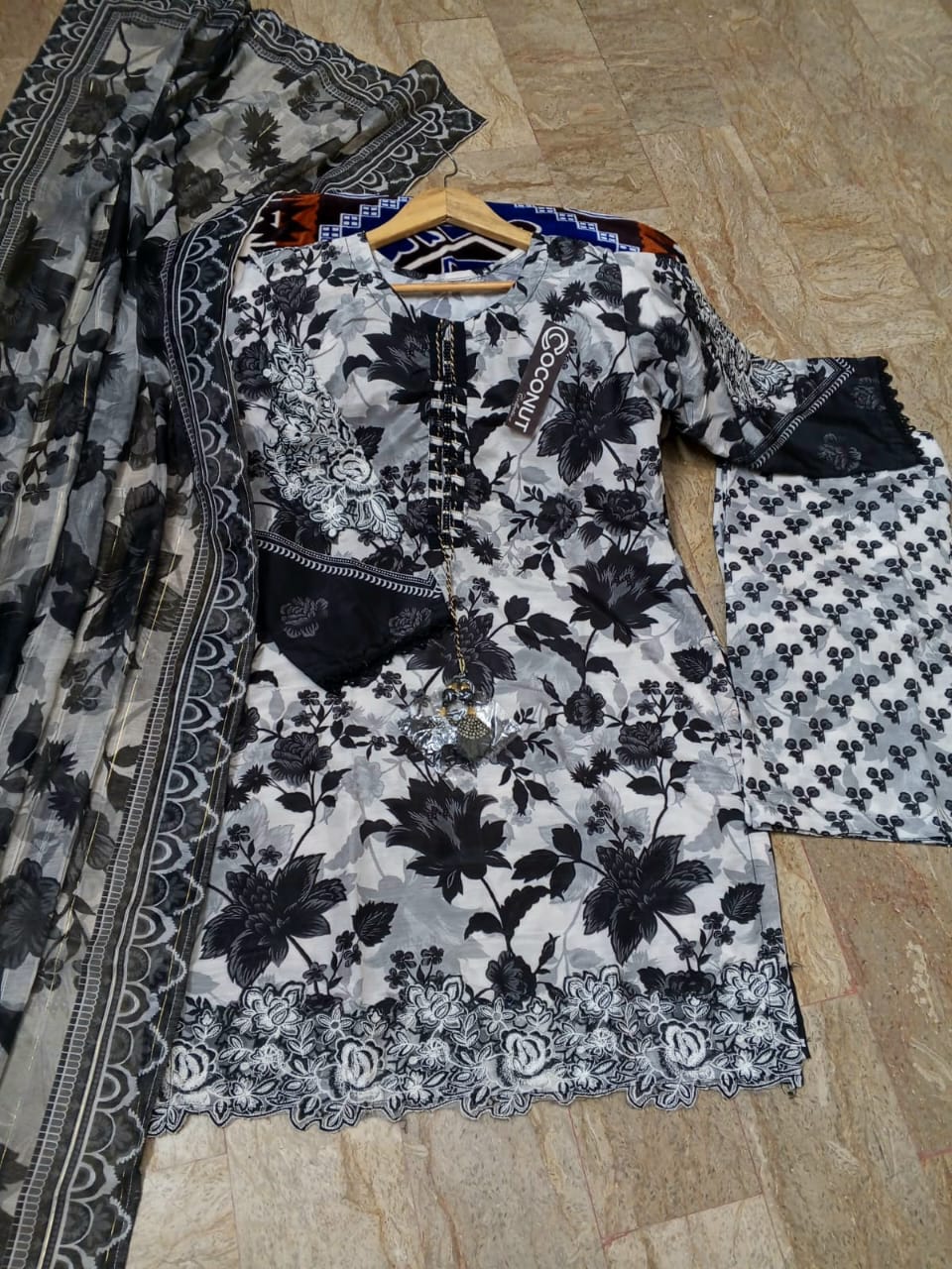 3Pcs Handwork Suit