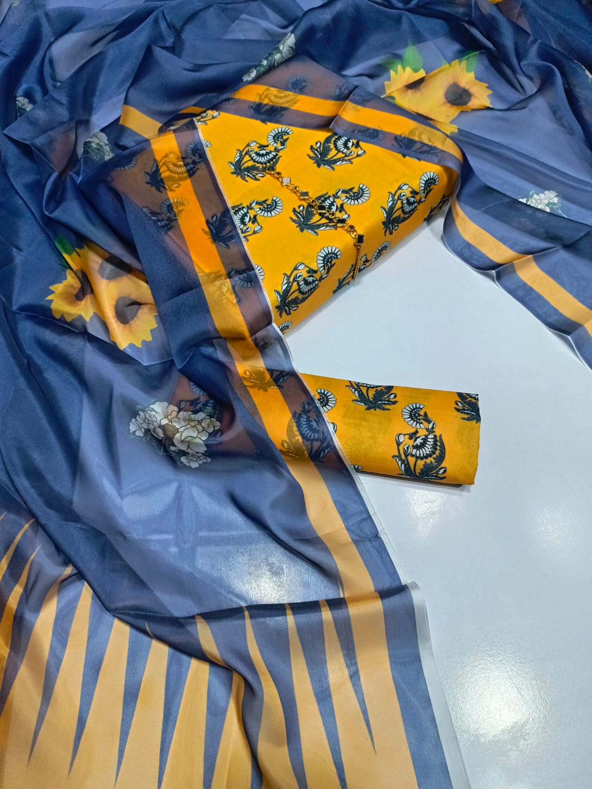 3Pcs Silky Suit