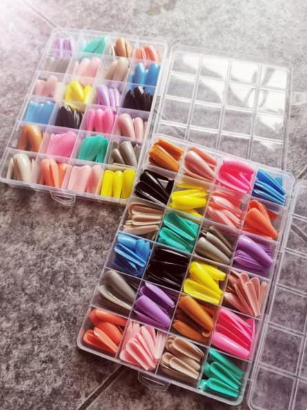 576-Piece Nails Box