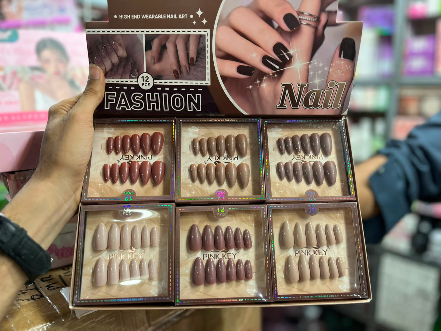 Cat Eye Nails