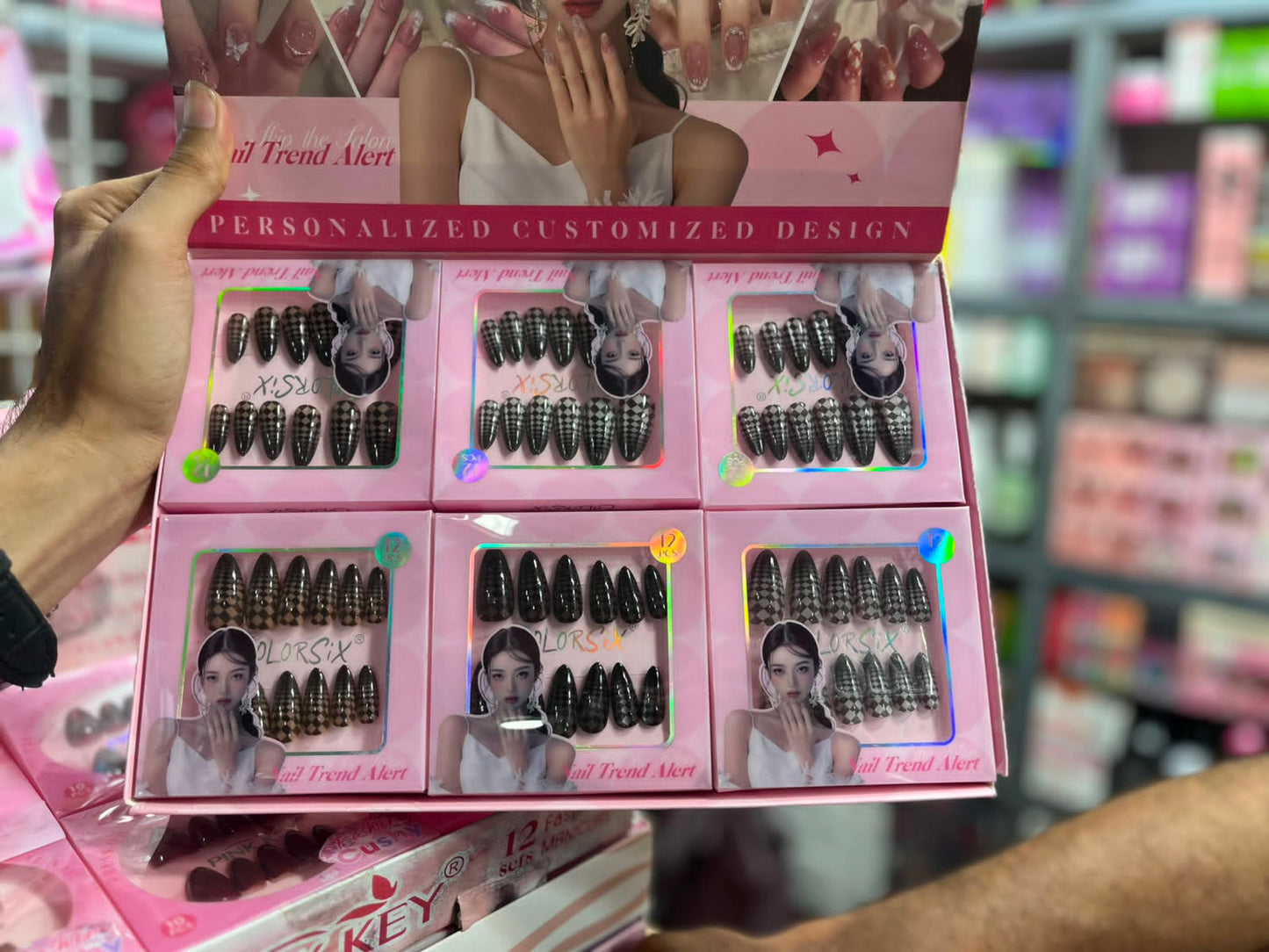 Cat Eye Nails