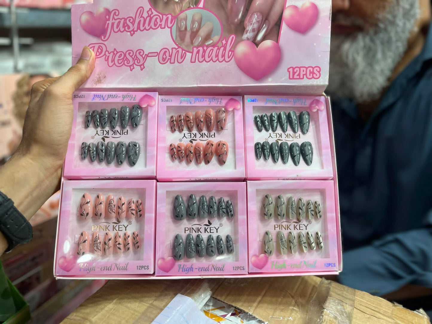 Cat Eye Nails
