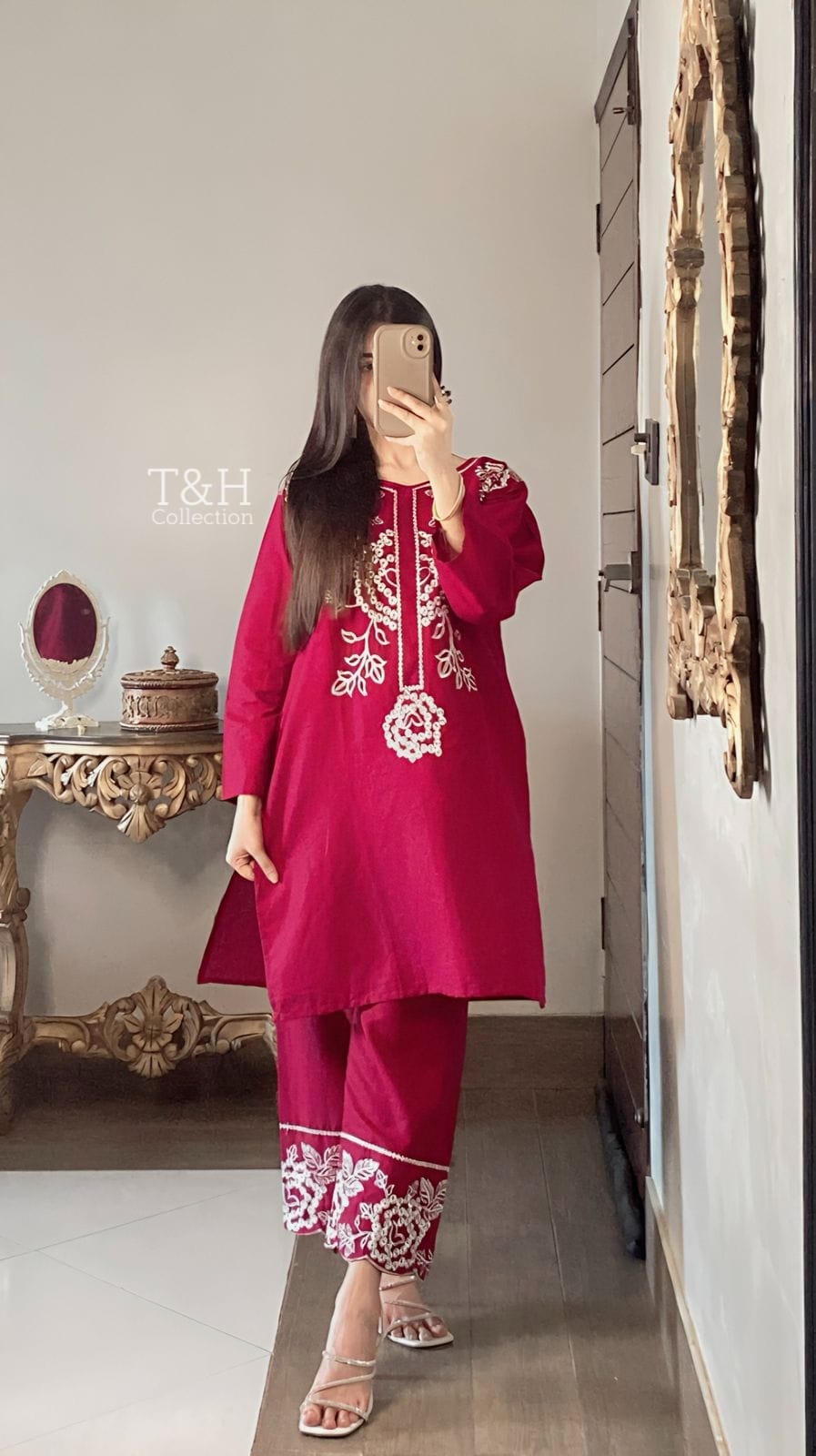 2 Pcs Embriodered Suit