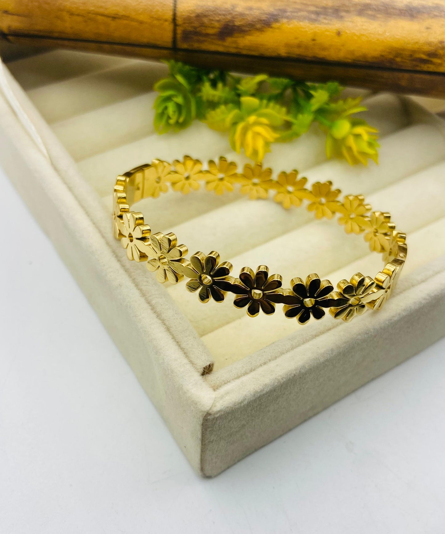 Flower Handcuff Bracelet