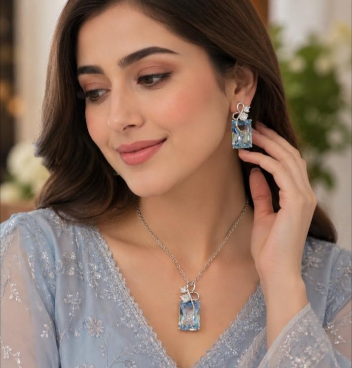 Gold Plated Locket Set
