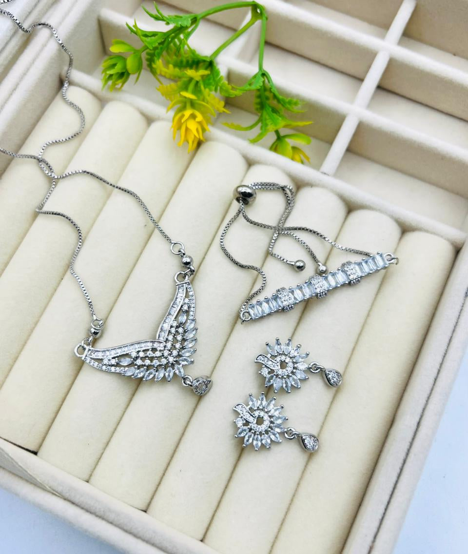 Locket Set with Bracelets