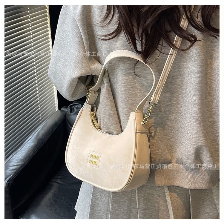 Moon Bag