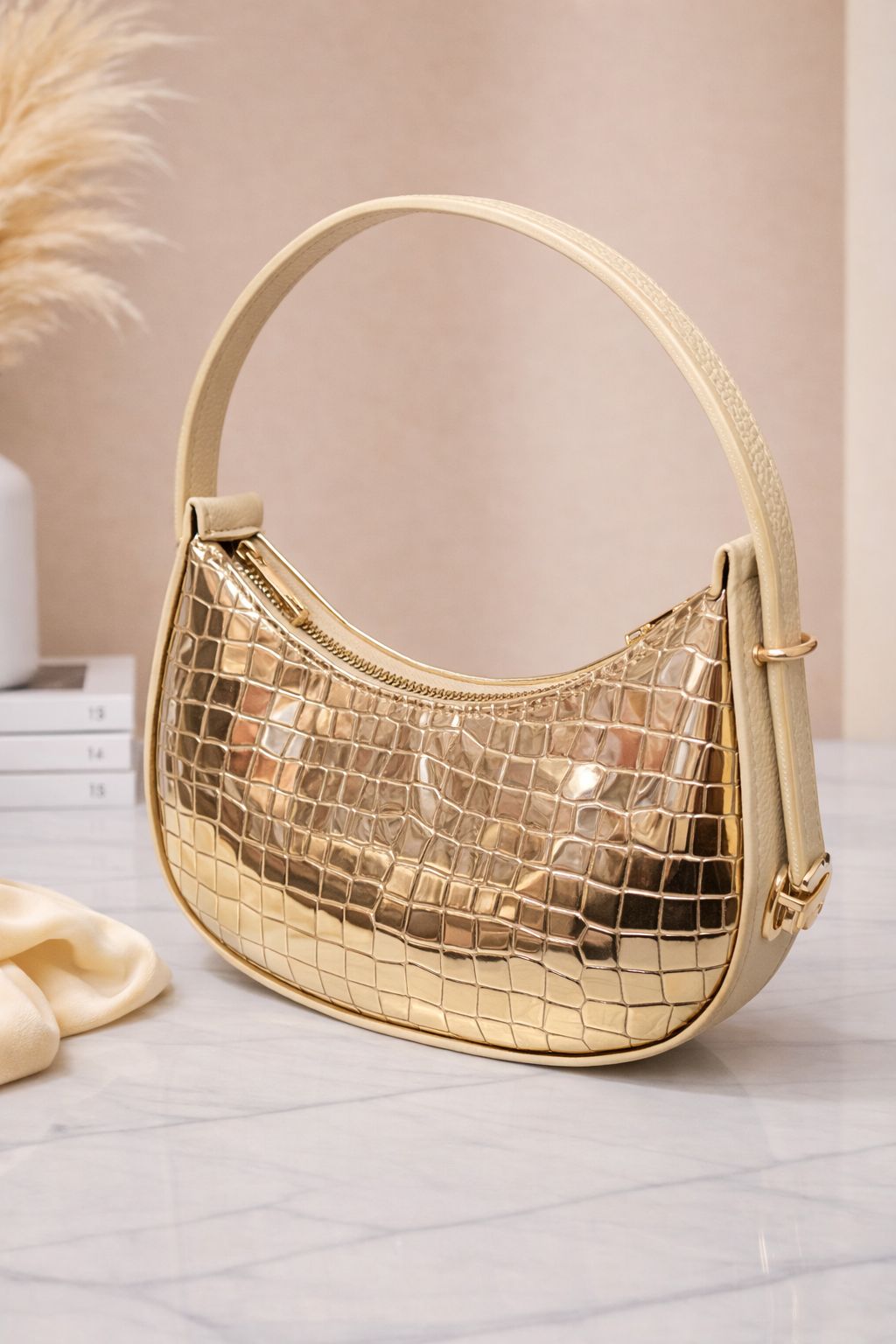 Moon Bag