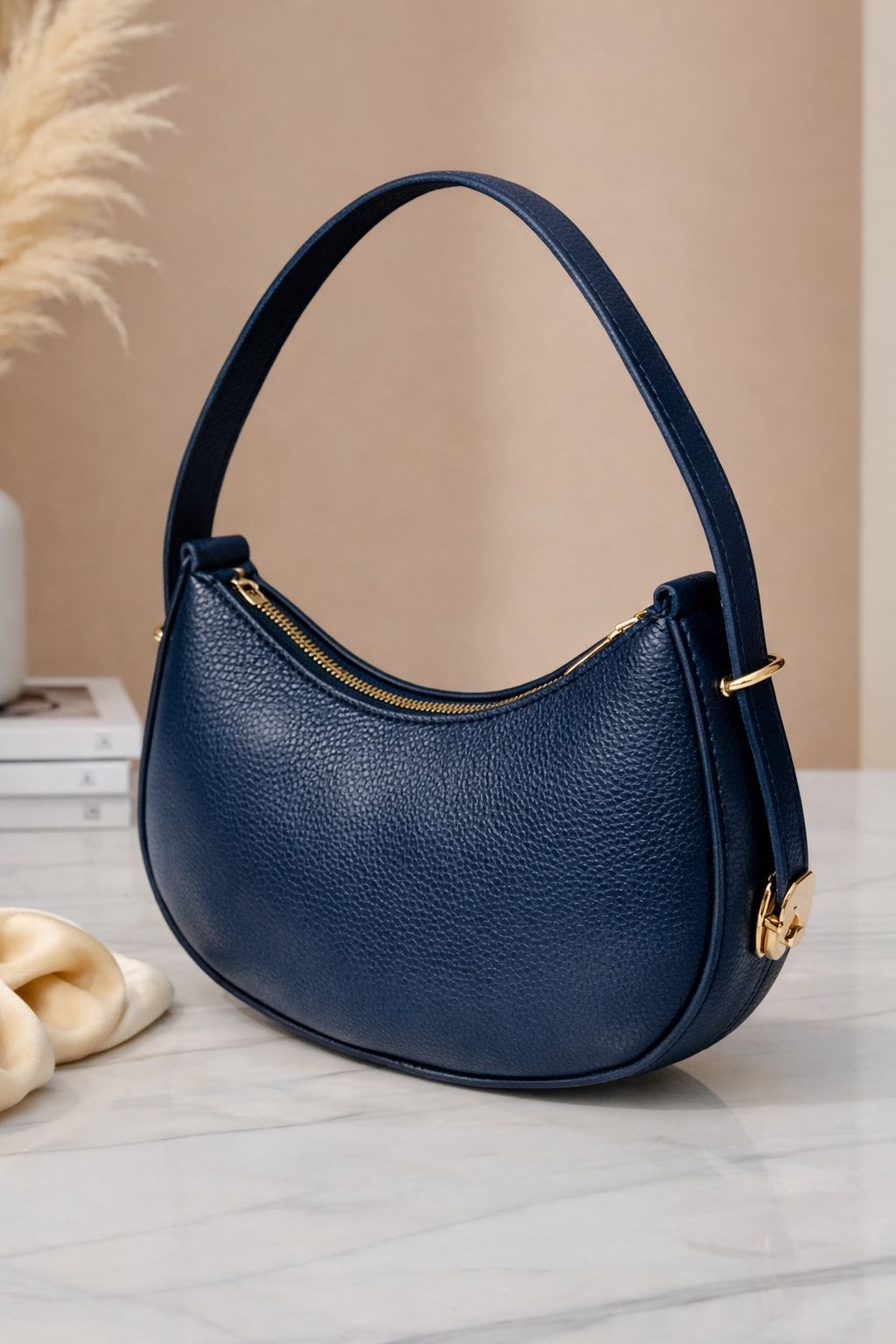 Moon Bag